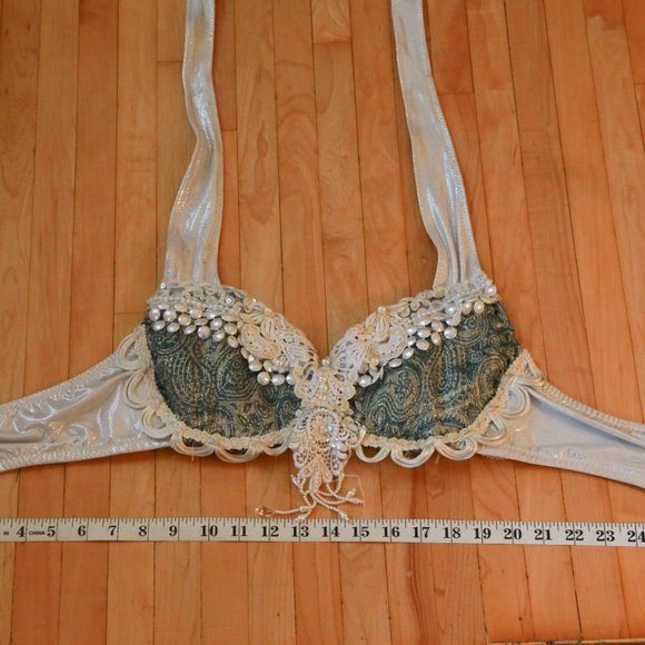Blue-White-Silver Hand Crafted Belly Dance Top - Picture 8 of 9